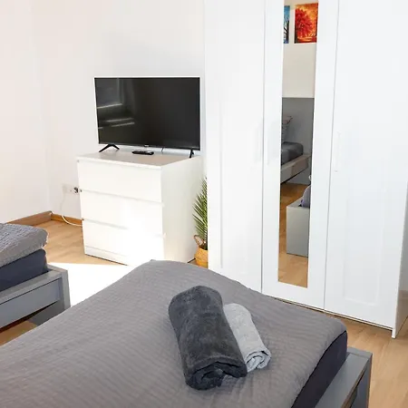 Cosyhomes24 - Centrally With Balcony And Parking Space - Ge09a Appartement Gelsenkirchen