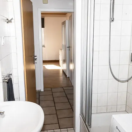 Ge-altstadt 01-1 I Monteurwohnung Duo I Wlan, Bettwaesche & Handtuecher, Parkplatz I Cosyhomes24 * Gelsenkirchen