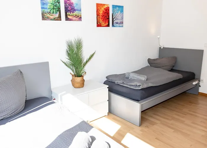 Cosyhomes24 - Centrally With Balcony And Parking Space - Ge09a