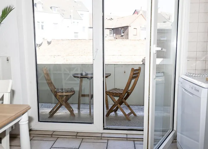 Cosyhomes24 - Centrally With Balcony And Parking Space - Ge09a